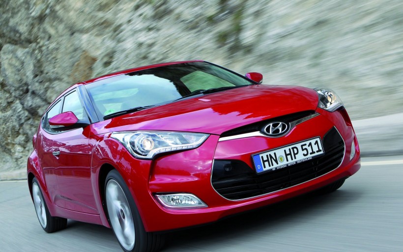 2012款现代Veloster轿车桌面壁纸