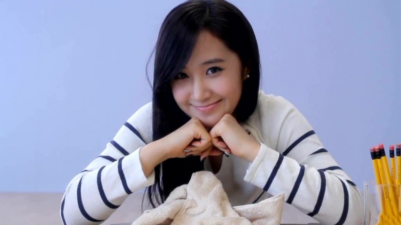 少女时代权侑莉(YURI)DAUM代言桌面壁纸